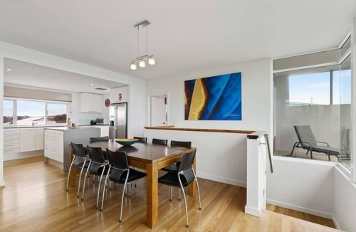 Middleton House | Absolute Luxury Beachfront - Middleton