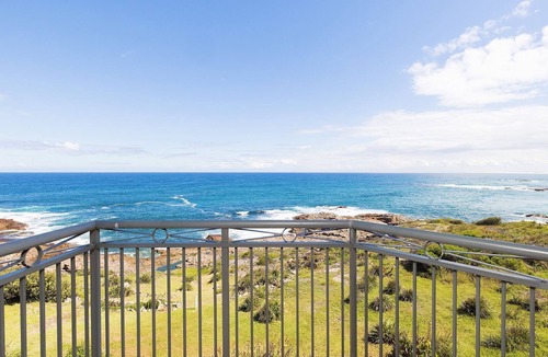 Fishermans Bay House | Absolute Oceanfront - Portovenere Fishermans Bay - Watch The.