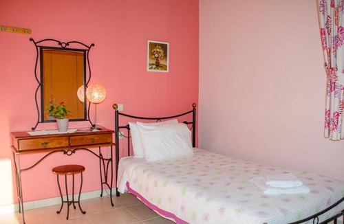 Kalpaki Apartment | Acacia House 'Sunlight'