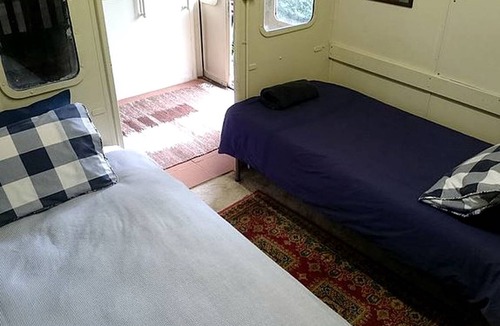 Booroorban Other | Accommodation ∙ 1 bedroom ∙ 4 guests