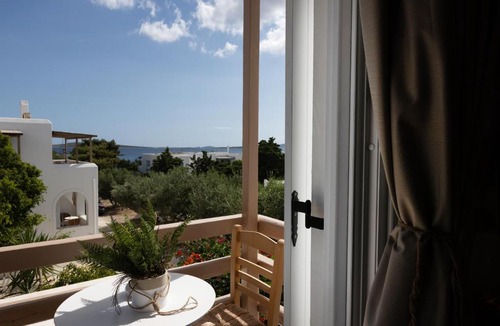 Aliki Apartment | Acoya Residences