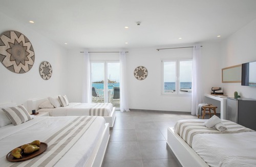 Platis Gialos Hotel | Acrogiali Beachfront Hotel