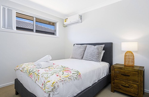 Edmondson Park House | Adorable Modern 4 Br House Parking & Convenient