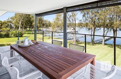 Summerland Point House | Adrift