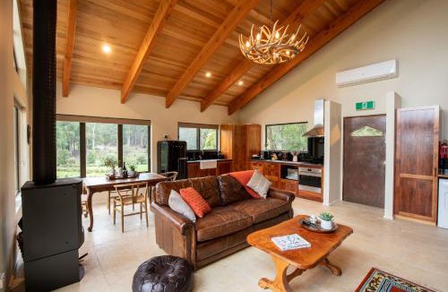 Adventure Bay Cabin | Adventure Bay Retreat Bruny Island