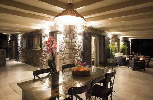 Chalcis House | Aegean retreat for 6 pool & Evia views near Athens