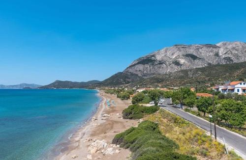 Marathokampos Apartment | Aegean Sea Views-Marathos Retreat Samos