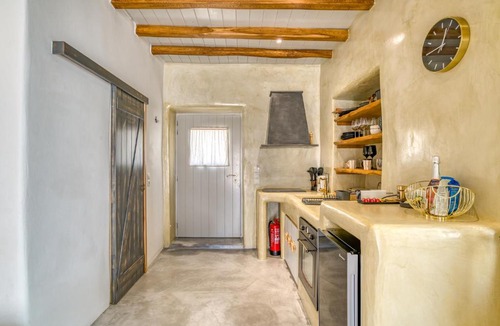 Naousa Apartment | Aegis Royale Villa