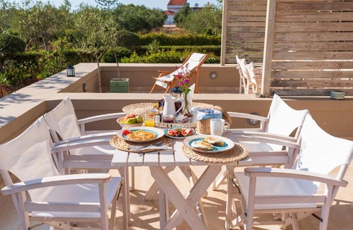 Vromonerion House | Aelia Home Suites