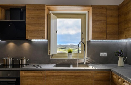 Milos Apartment | Aeon Villa