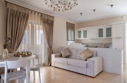 Samos Town Apartment | Afroditi – Sea View Suite with Balcony, Sleeps 4