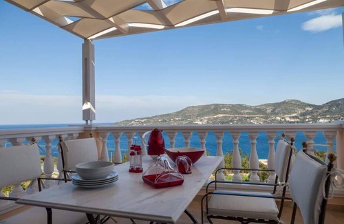 Samos Town Apartment | Afroditi – Sea View Suite with Balcony, Sleeps 4