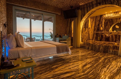 Ios Town Hotel | Agalia Luxury Suites