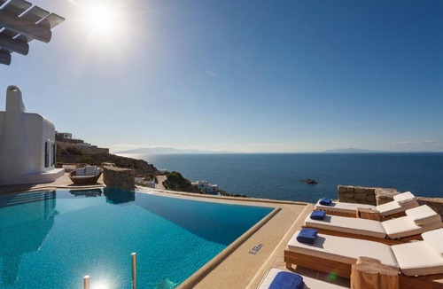 Paraga Villa | AGL Luxury Villas