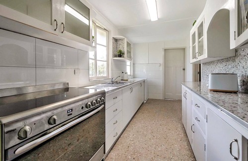 Agnes Water House | AGNES COTTAGE ON RAFTING - House, Pet Friendly, (3) Bedrooms, (3) Bathrooms