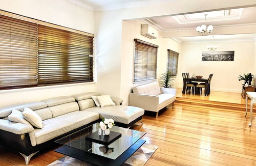 Maidstone House | Aiden house- close to local amenities, shopping, parks, public transportation.