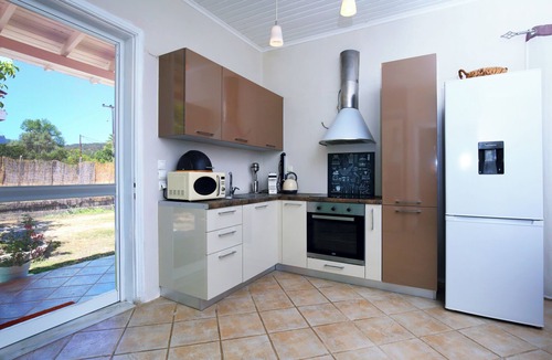 Kariotai Cottage | Ailanto Relaxing House