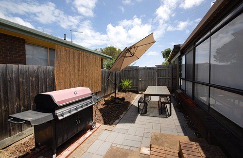 Tootgarook House | airconditioner,coonara,sunroom,bbq,cosy,pets,boats,jetski