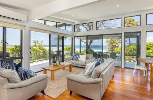 Blueys Beach House | Aiyana