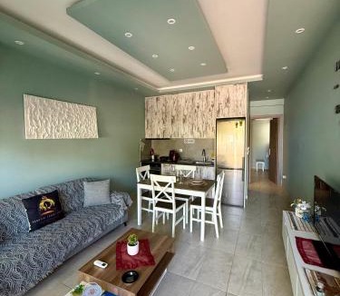 Sarakiniko Apartment | Akrotiri Luxury Suites
