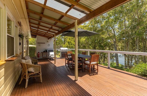 Mayers Flat Cottage | Aleda House on the Myall Lakes