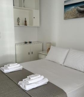 Olymbiaki Akti Apartment | Alice Apartment