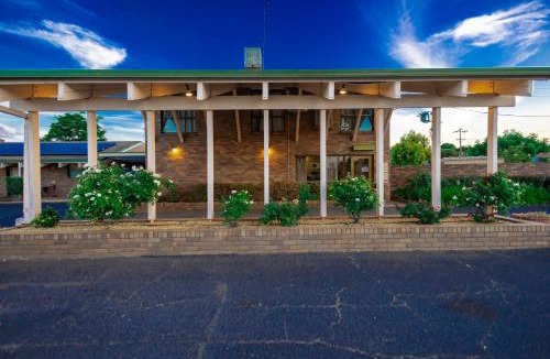 Coonabarabran Hotel | All Travellers Motor Inn