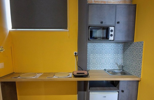 Mytilene Bed & Breakfast | ALLEY ROOMS