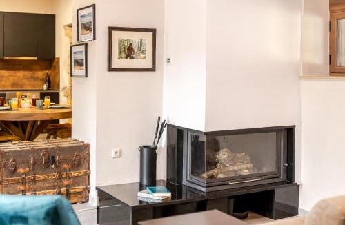Velies Apartment | Alma Living
