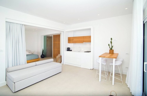 Panormos Apartment | Almyra Luxury Bliss Suite Open Plan with Sea View, Roof Top & Jacuzzi