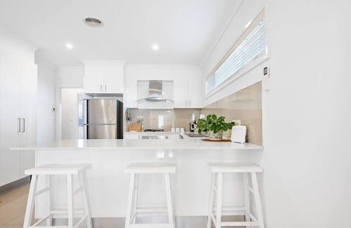 Bletchington House | Aloe Vera Retreat - Close to Gardens & Wineries