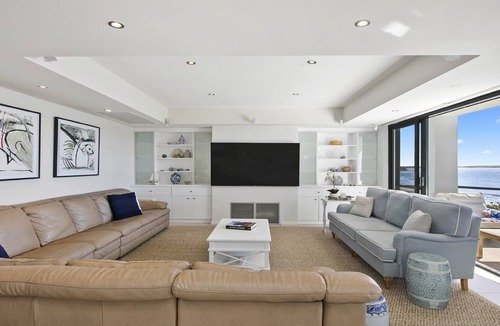 Noraville House | Aloha at Noraville by Central Coast Beach Breaks