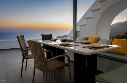 Exomvourgo Villa | Alos Residence
