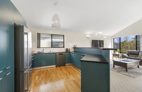 Port Macquarie House | Amara - Pet Friendly Beachside Escape