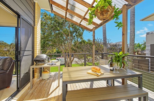 Port Macquarie House | Amara - Pet Friendly Beachside Escape