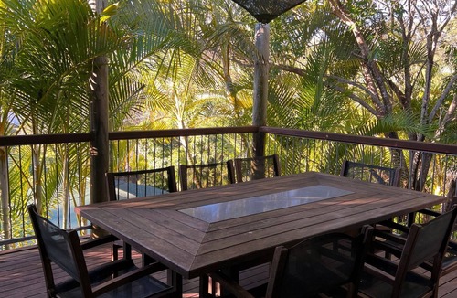 Arakoon House | Amaroo within walking distance to Trial Bay and Little Bay