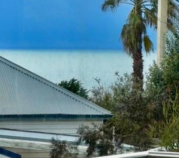 Mornington House | AMAZING location! 1 min stroll to Beach & Sea Views!