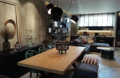 Nafplion City Centre Apartment | Amazing Semi-Basement Art Apartment easy walk to Nafplio centre