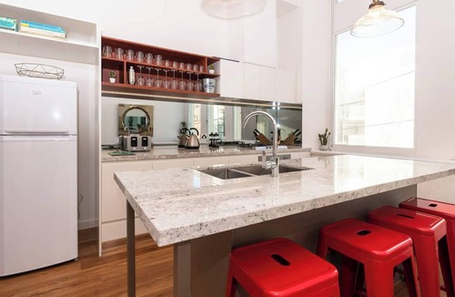Flemington Apartment | Amazing Space to Unwind