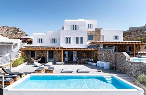 Kalafatis House | Amazing view Villa Agapi 2' from the beach, by Red Windmill Villas