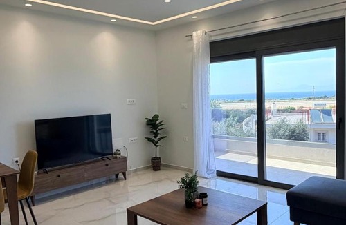 Paradisi Apartment | Amber Horizon & Sea View Apartment