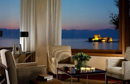 Nafplion City Centre Hotel | Amphitryon Hotel is located on the coast at Nafplion.