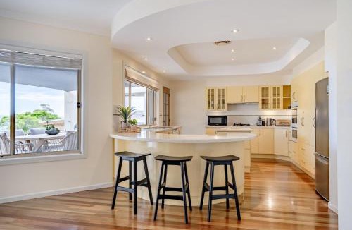 Mollymook House | Anchors at Mollymook Beach