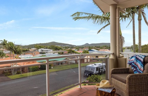 Fingal Bay House | Ancora - 900m walk to Fingal Beach