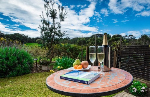 Arthurs Seat Bed & Breakfast | Anderida