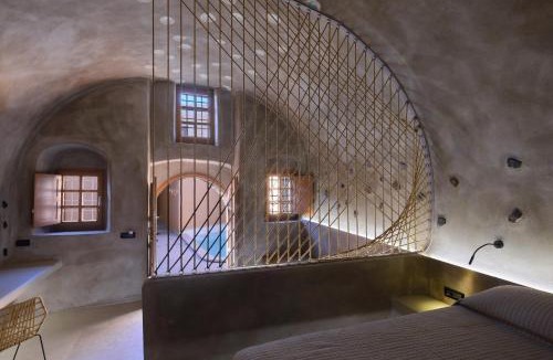 Tholos Apartment | Andronikos Canaves
