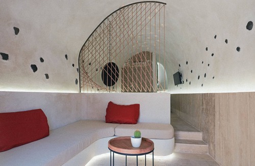 Tholos House | Andronikos Canaves Santorini
