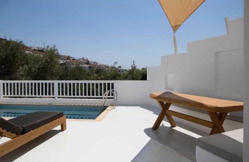 Mpatsi Apartment | Andros Moments Suites