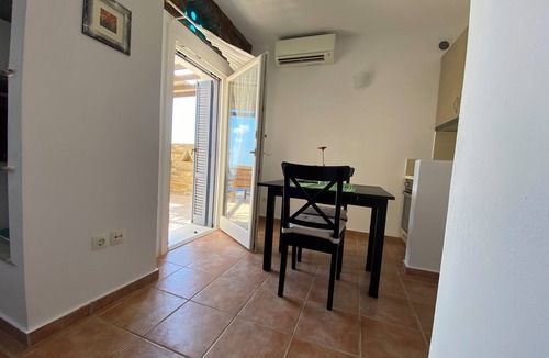 Gavrio Villa | andros prive suites villa tresor
