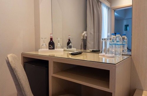 Piraeus Hotel | Anemoni